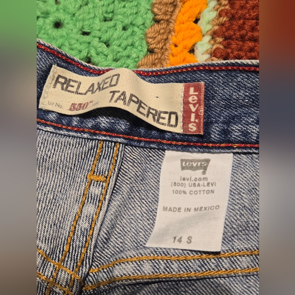 Vintage Levi 550 Jeans - Picture 4 of 5